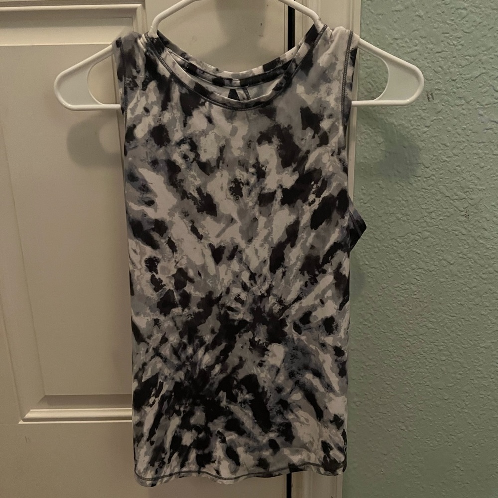 Black, white, and gray Old Navy Active Tank top